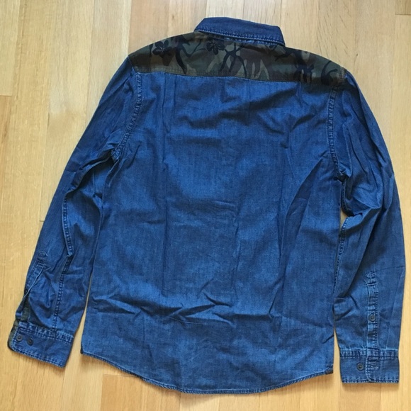 🆕 Slim Camo Color Block Denim Shirt - Picture 2 of 6